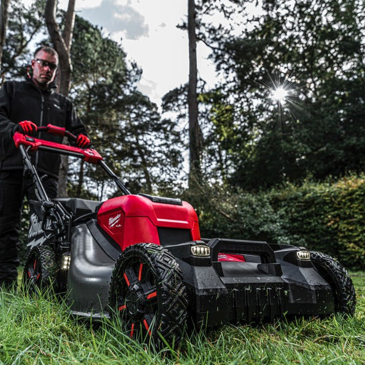 Milwaukee M18F2LM53-122 M18 FUEL™ 18V 53cm Self-Propelled Dual 