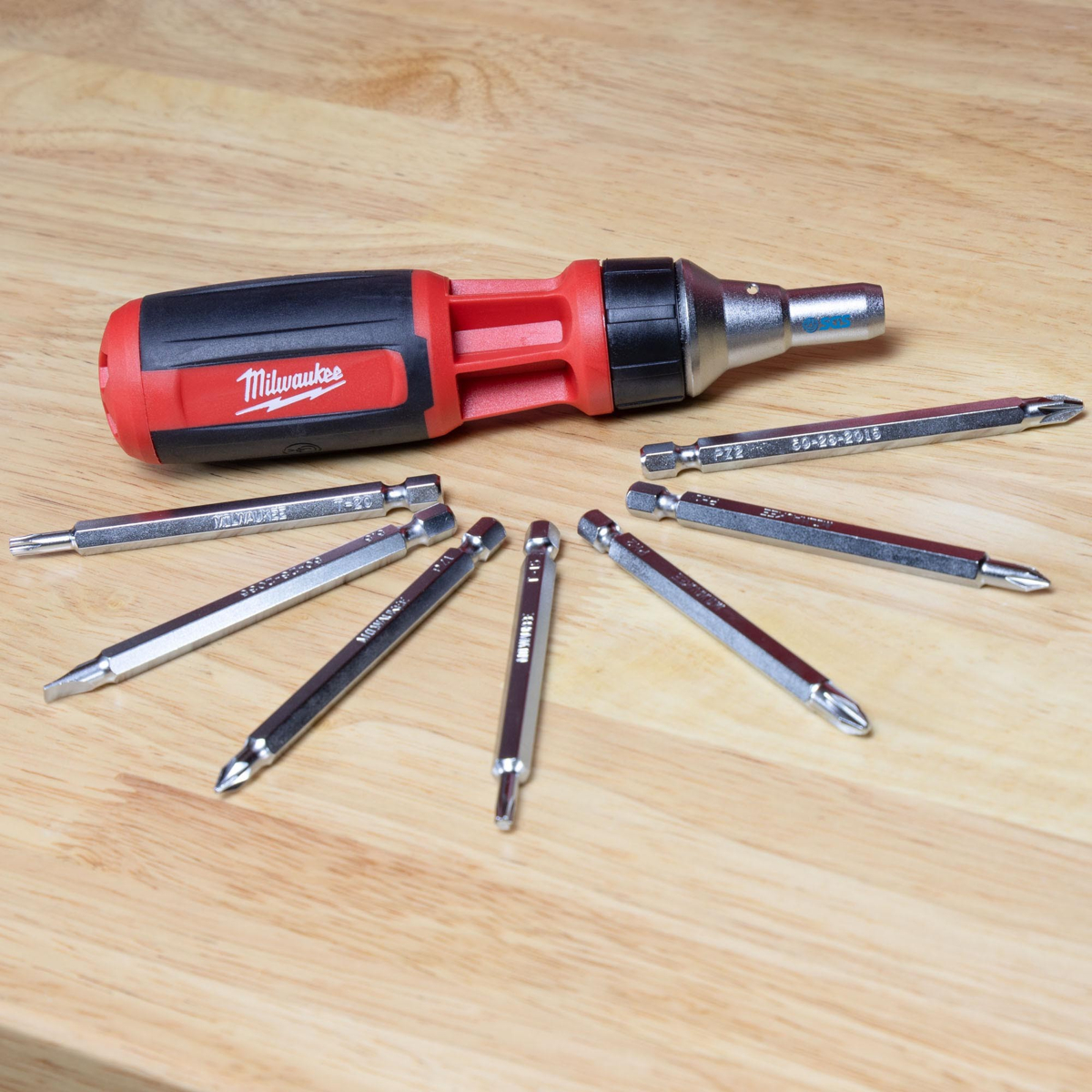 Milwaukee 4932471598 9 in 1 Universal Ratcheting Multi-Bit Screwdriver